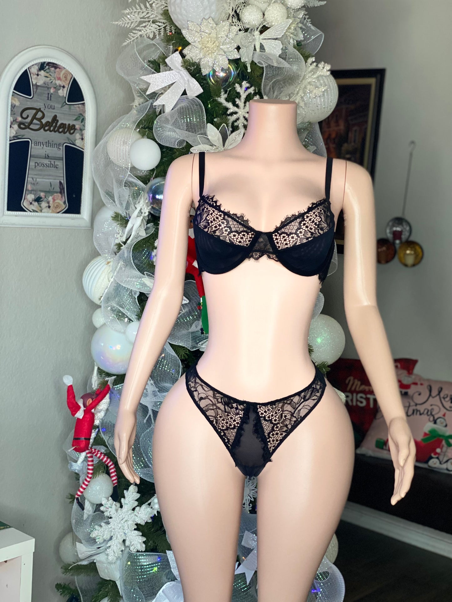 Luxurious Simple Women's Underwear Set