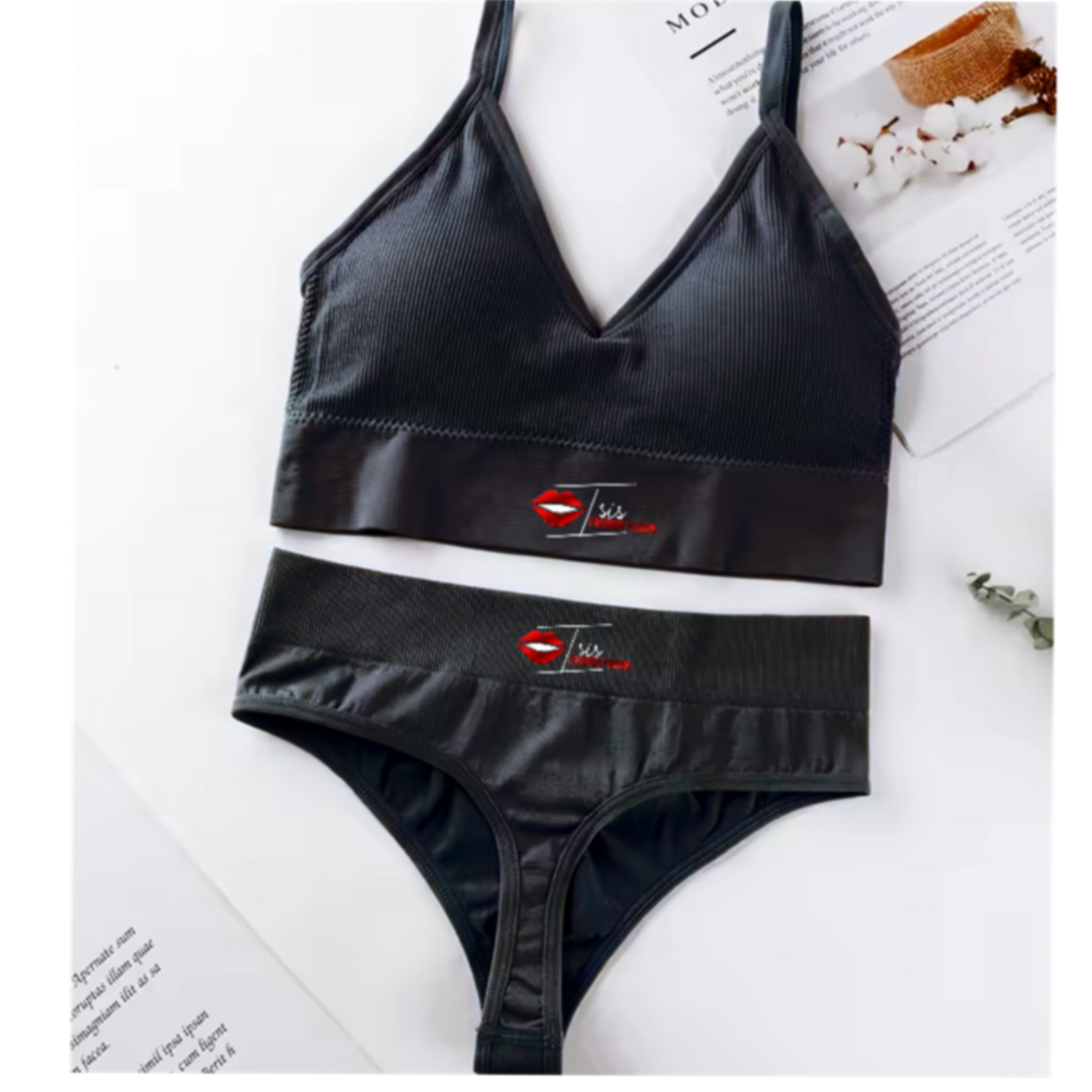 One-Size Women's Underwear Set With Logo