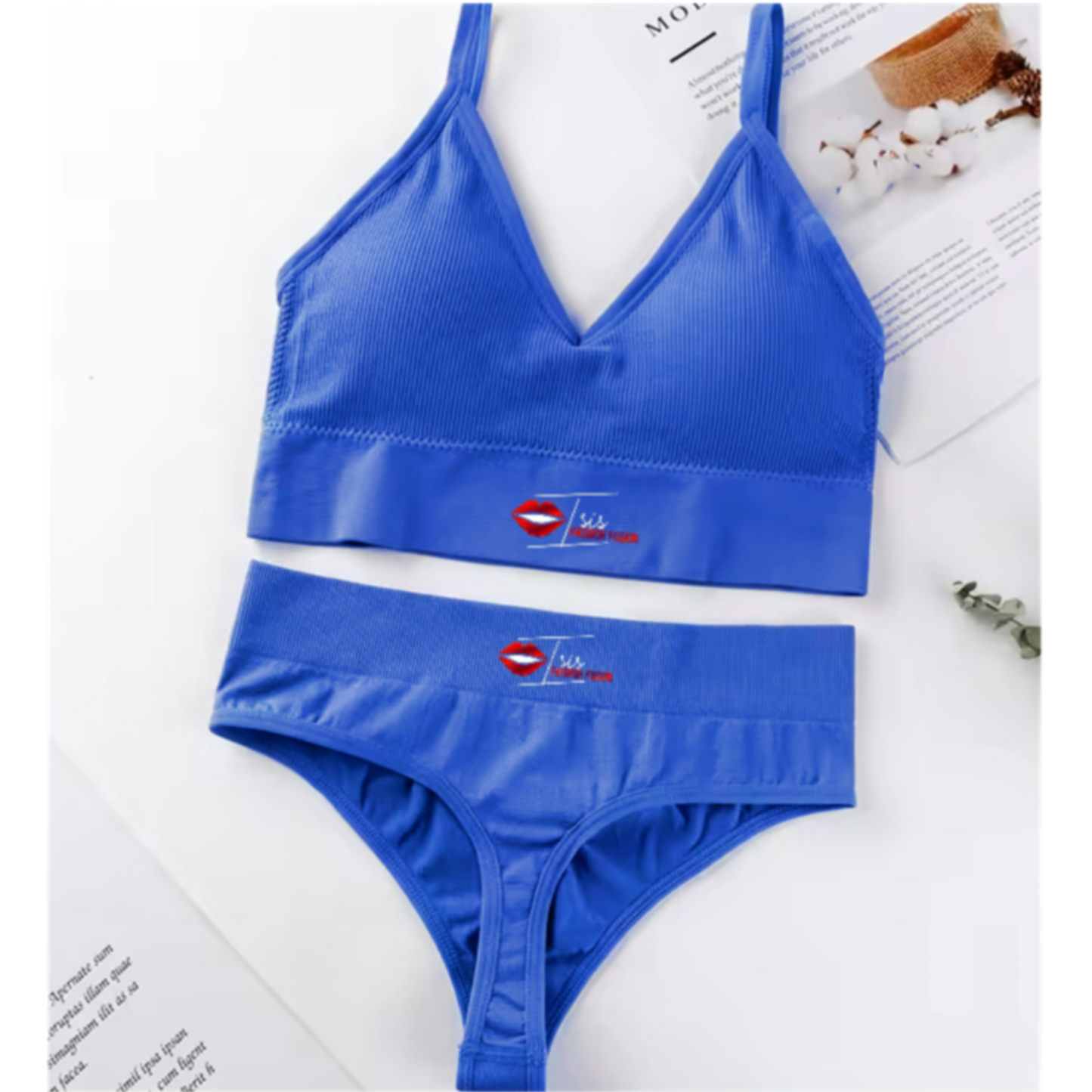 One-Size Women's Underwear Set With Logo